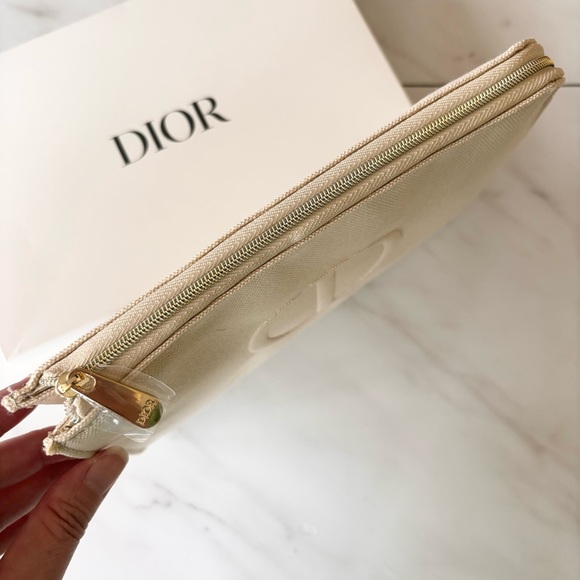 DIOR Beige Cosmetic Pouch Clutch Makeup Bag Case Embossed Logo New - Picture 11 of 17